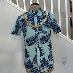 Blue Pineapple Aloha Shirt Small